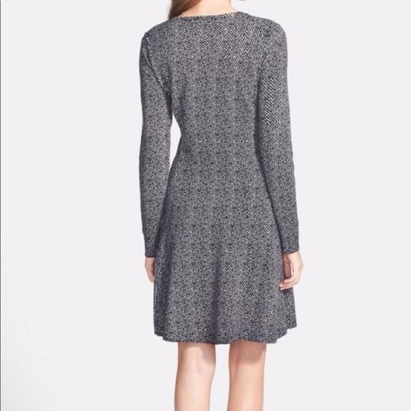 MICHAEL Michael Kors Long Sleeve Herringbone Print Dress - Picture 2 of 8